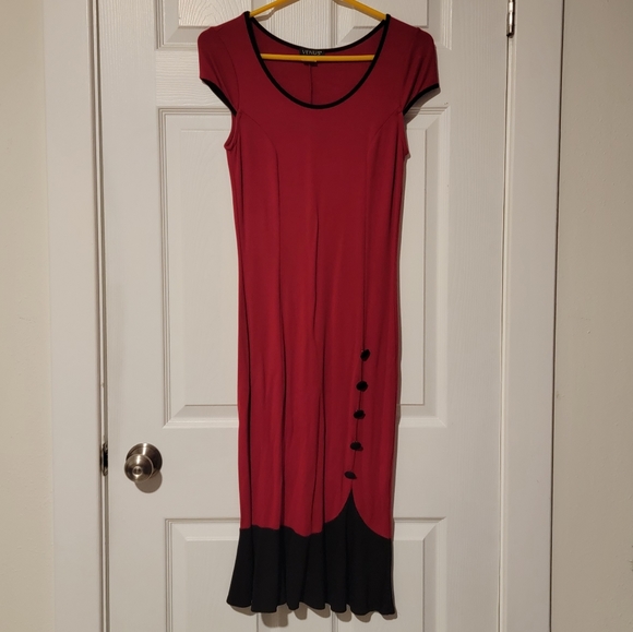 VENUS Dresses & Skirts - Venus red dress w/ black trim